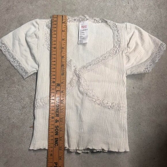 Urban Outfitters BDG Off White Lace Ribbed Crop Top Size Small - Picture 7 of 7